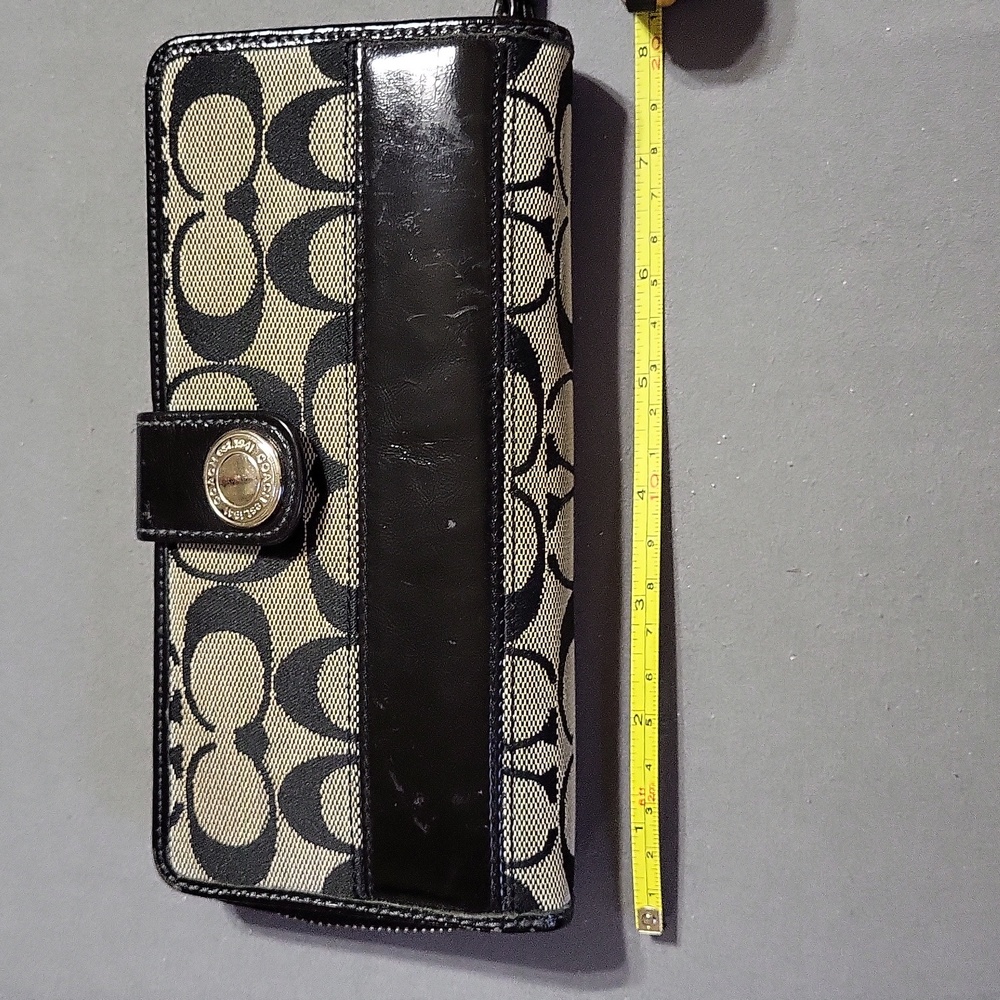 Coach women's Monogram wallet, Black